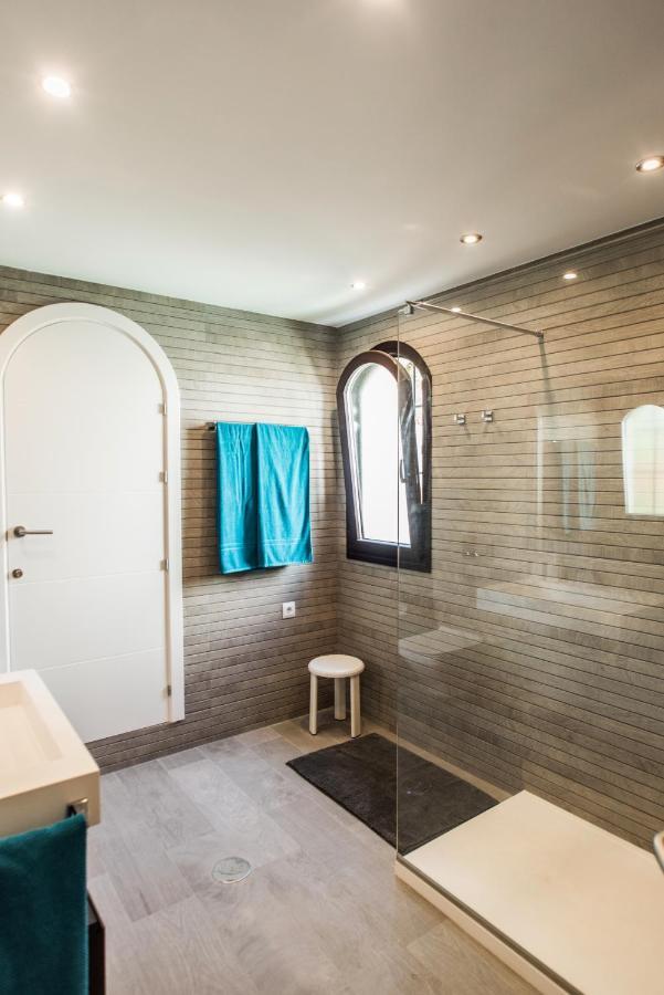 Luxurioese Und Grossraeumige Villa Mit Community Pool, Sicht Auf Das Mittelmeer Sowie Dem Mar Menor, La Manga Club Атамария Экстерьер фото